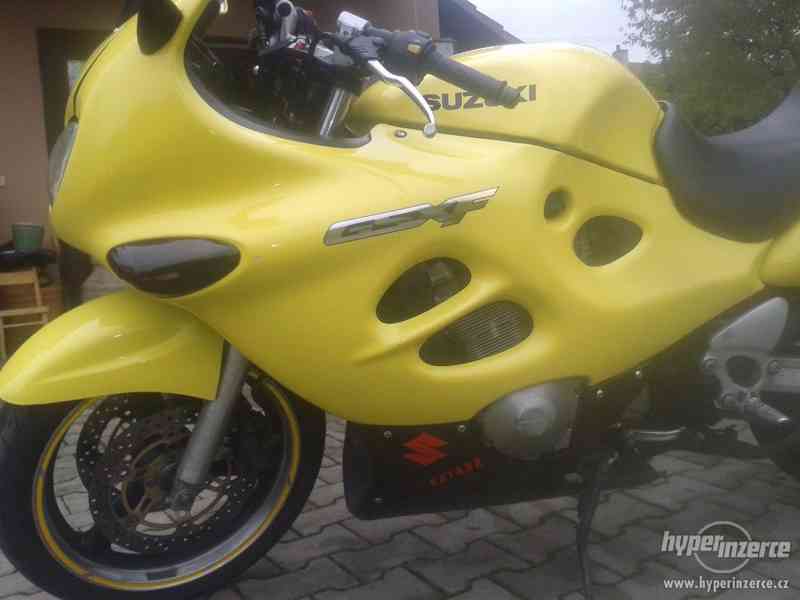 Suzuki GSX 750 F - foto 4
