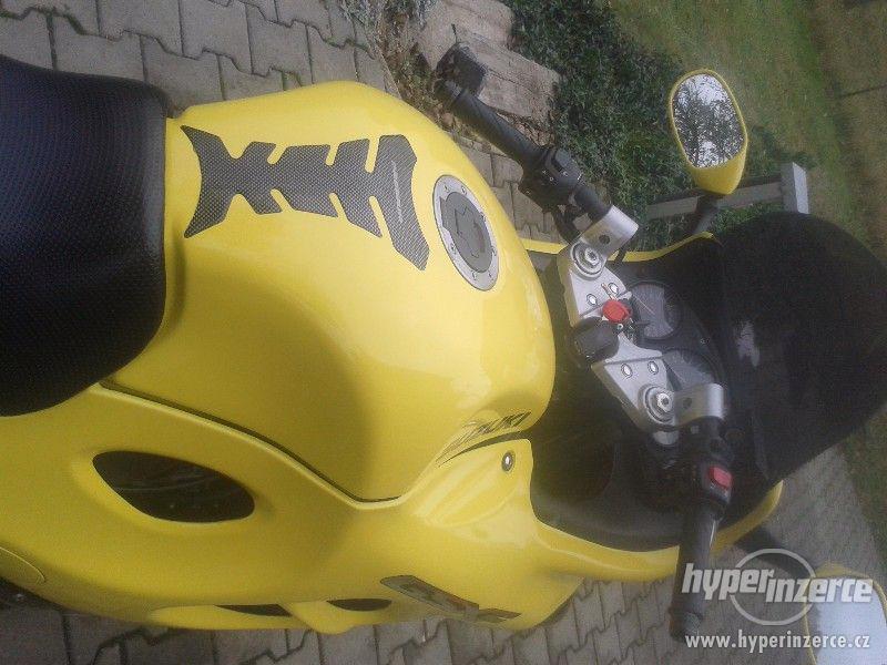 Suzuki GSX 750 F - foto 8