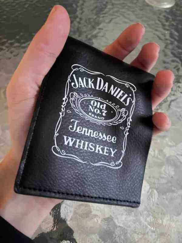 Sada Jack Daniel's hodinky a peněženka - foto 2