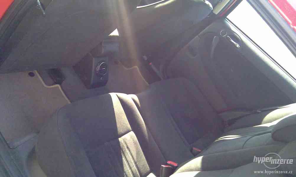 Alfa Romeo 147 1,6 TS 120k - foto 2