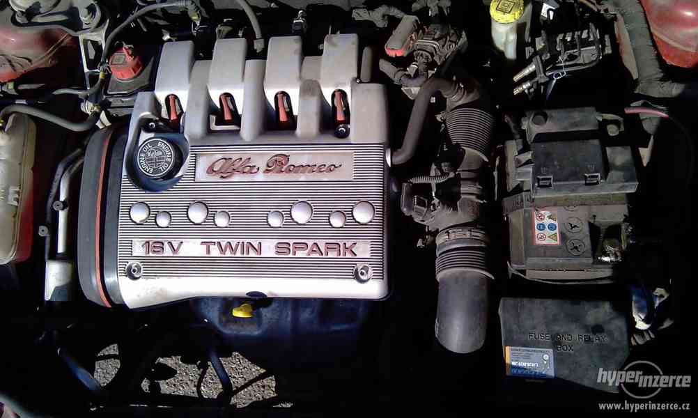 Alfa Romeo 147 1,6 TS 120k - foto 5
