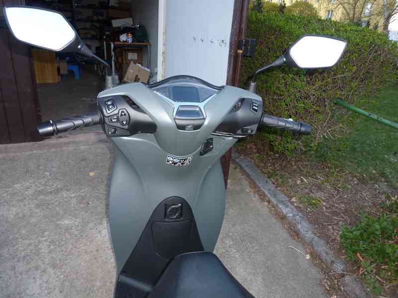 Prodej skutru Honda sh 150i/ABS - foto 4