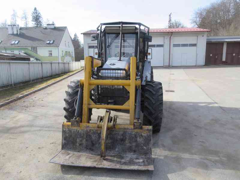 Traktor kolový Lamborghini R6.100 - foto 3