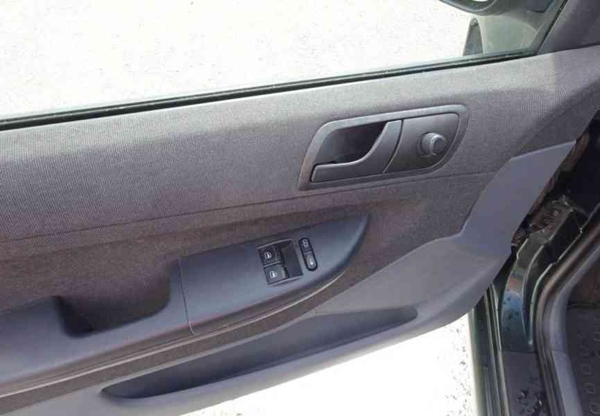 Škoda Fabia 1.2i Combi r.v.2004 (47 kw) Koupeno v ČR - foto 6