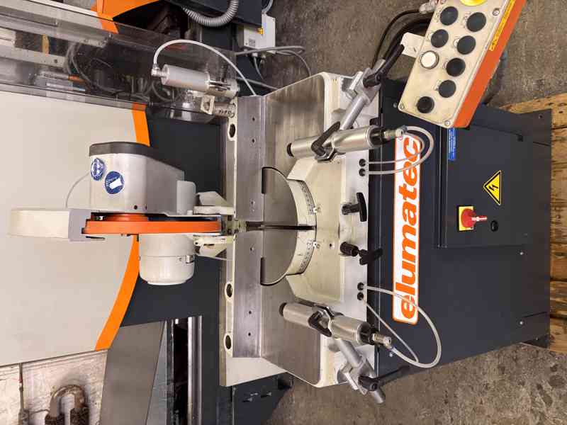 elumatec MGS 73/33  Pokosová pila na hliníkové profily - foto 4