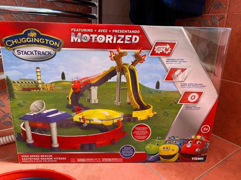 Vláčkodráha s mašinkou Chuggington