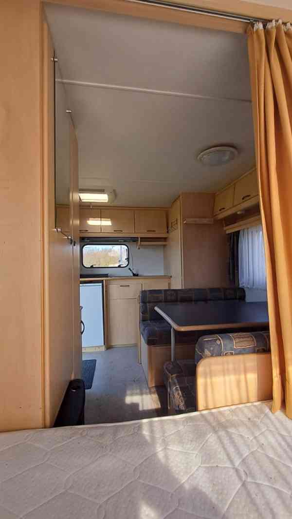 Karavan CRUAU de Luxe 420 + toaleta + 100 km + nová STK - foto 16