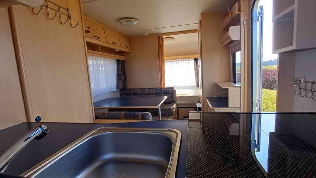 Karavan CRUAU de Luxe 420 + toaleta + 100 km + nová STK - foto 9