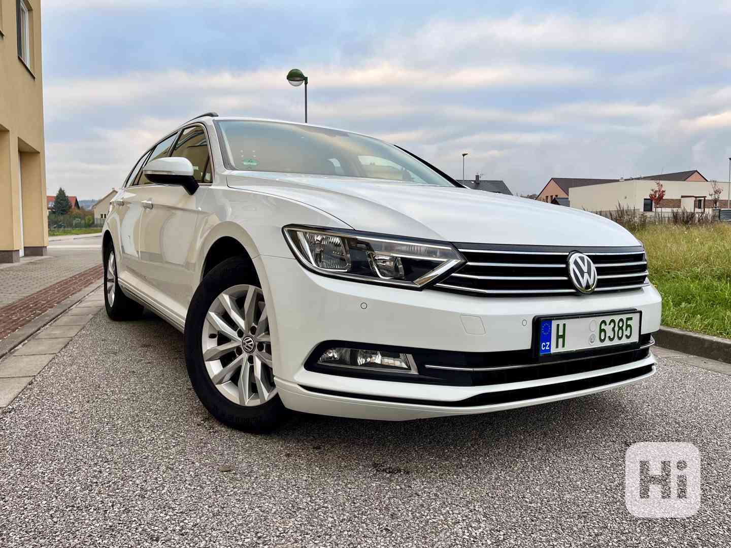 Volkswagen Passat 2.0 TDI Blue Motion TOP STAV - foto 1