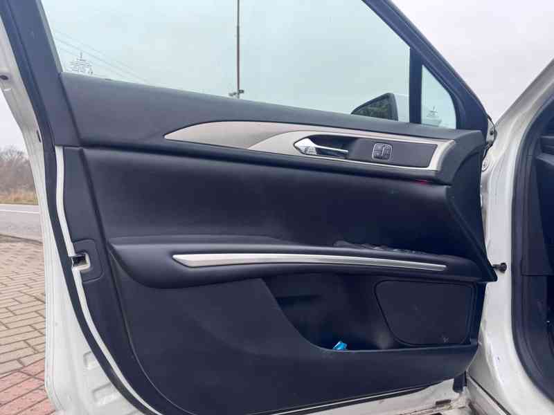 Lincoln MKZ 3,7V6 LPG Sunroof 4x4 2016 - foto 10