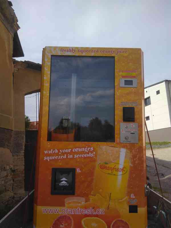 Oranfresh -automat na čerstvou pomerančovou šťá - foto 2