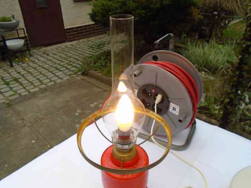 Retro lampa lampička Opálové sklo skleněná funkční top stav - foto 17