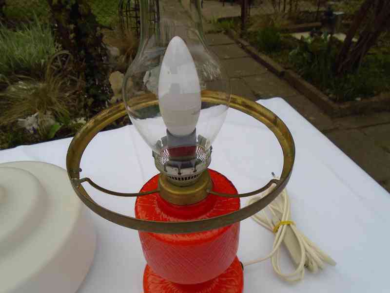 Retro lampa lampička Opálové sklo skleněná funkční top stav - foto 9