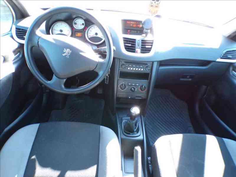 Peugeot 207 1,4 HDI KLIMA - foto 5