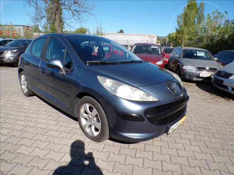 Peugeot 207 1,4 HDI KLIMA - foto 1