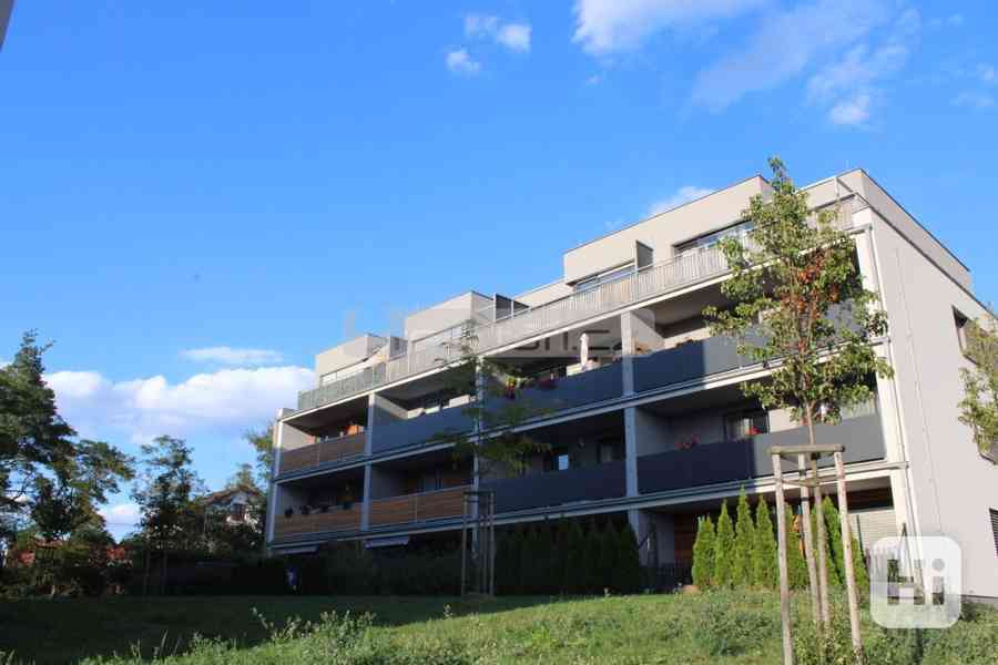 Prodej novostavby útulného bytu 3+kk s terasou a výhledem na Chlum, lokalita Plzeň-Újezd - foto 20