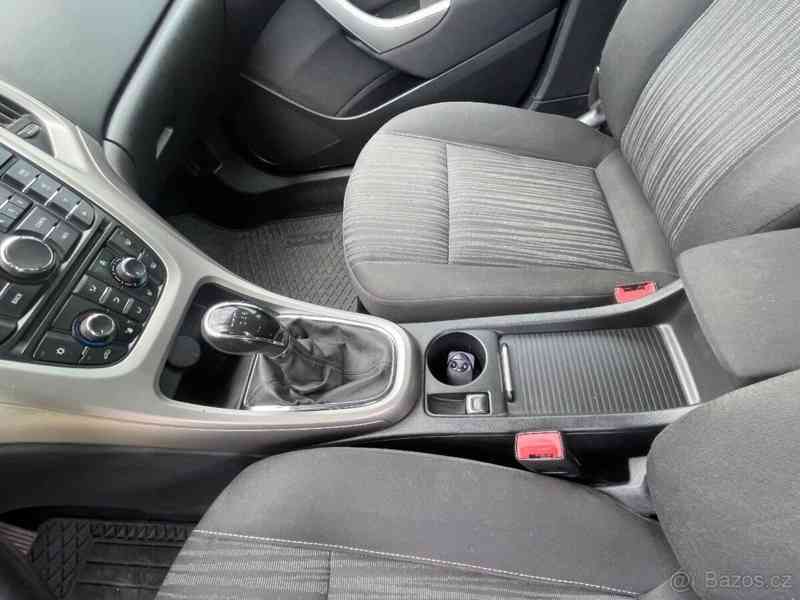 Opel Astra 1,7 CDTI SportTourer - foto 17
