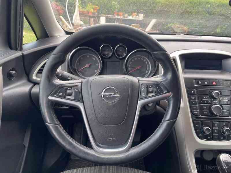 Opel Astra 1,7 CDTI SportTourer - foto 13