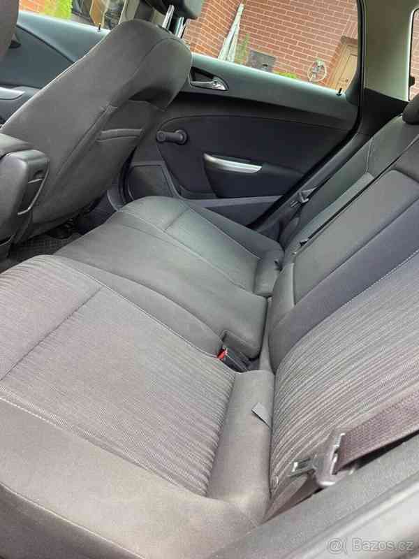 Opel Astra 1,7 CDTI SportTourer - foto 14