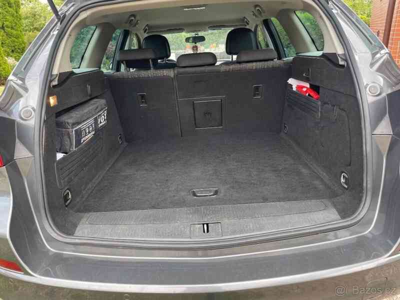 Opel Astra 1,7 CDTI SportTourer - foto 20