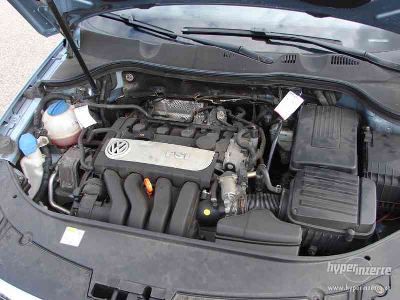 VW Passat 2.0 FSI Variant r.v.2006 (serviska) - foto 13