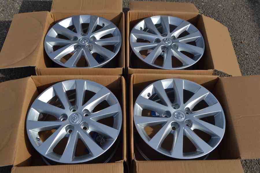 Nové originální alu disky Toyota 6,5x16 ET39 5x114,3mm - foto 1