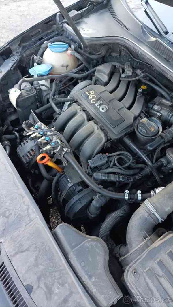 Volkswagen Golf 1,6   6 bifuel lpg - foto 14