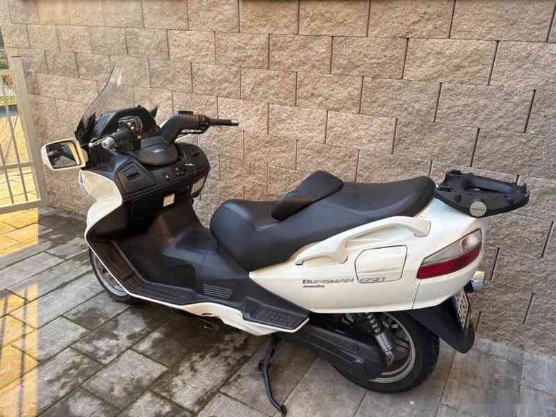 Suzuki Burgman 650 executive 2010 CZ doklady - foto 6