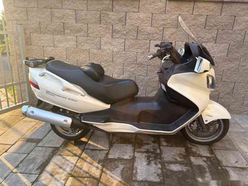 Suzuki Burgman 650 executive 2010 CZ doklady - foto 11