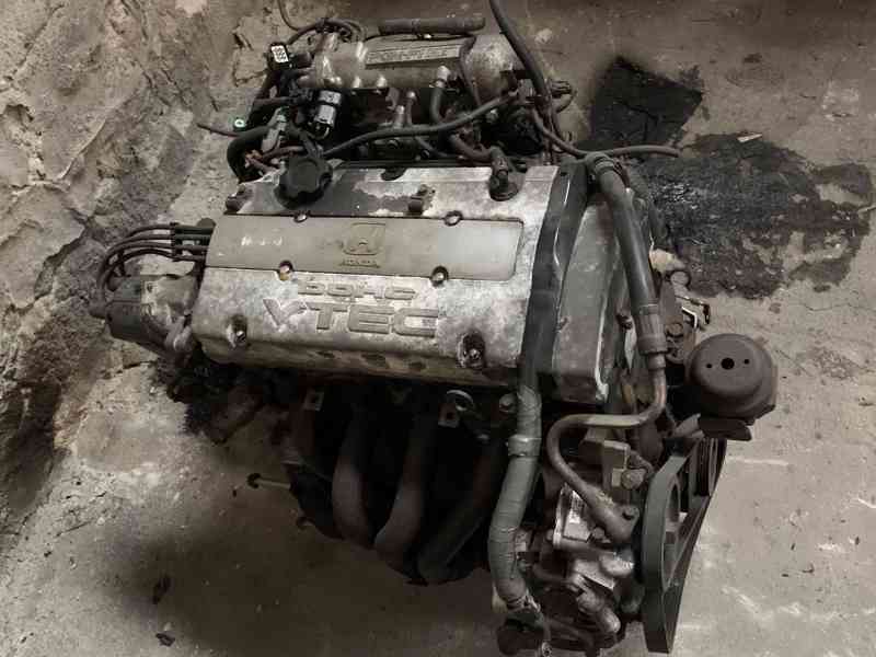 H22A2 Honda motor - foto 1