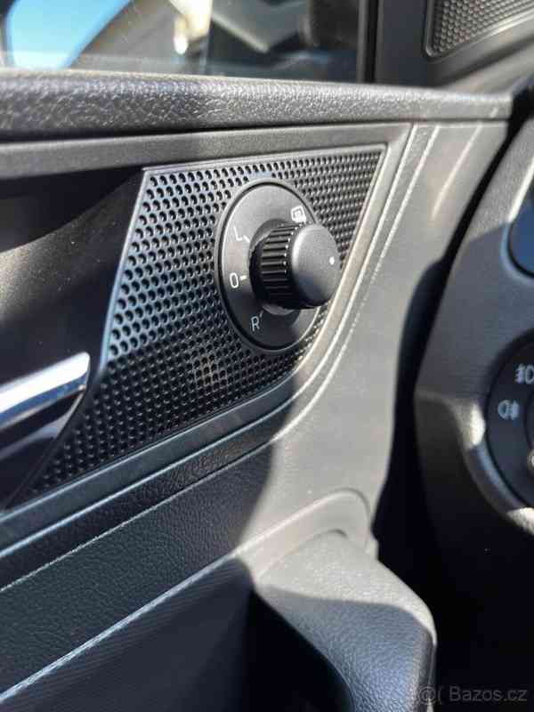 Škoda Rapid 1,0   2018 TSI - foto 13