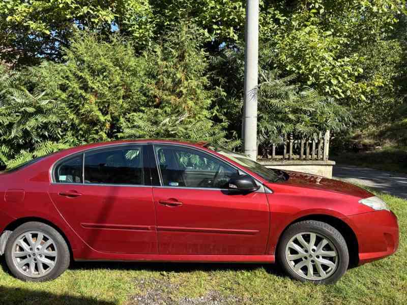 Renault Laguna III 2.0 dCi VELMI BOHATÁ VÝBAVA! - foto 6