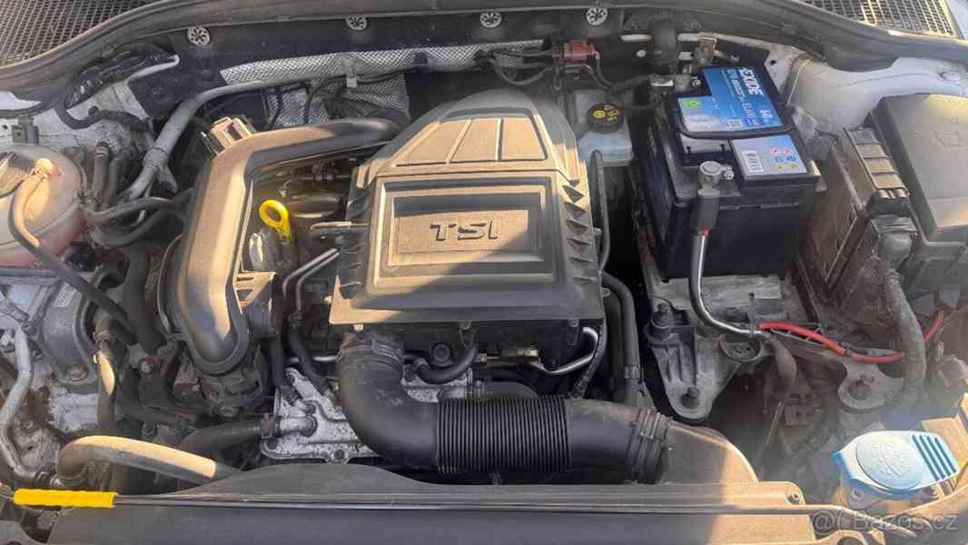 Škoda Octavia 1,0 - foto 15