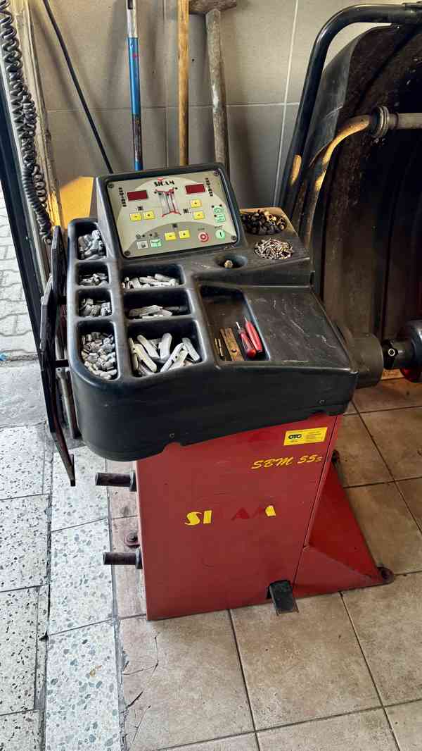 Pronájem plně vybaveného autoservisu - foto 9