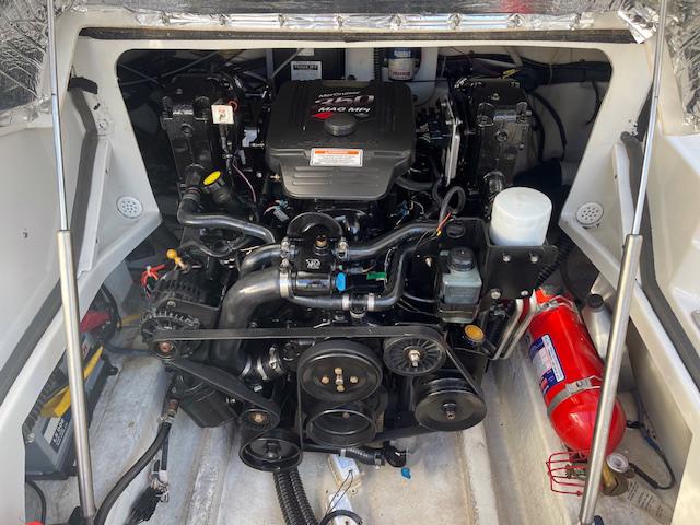 Motorový člun - foto 10