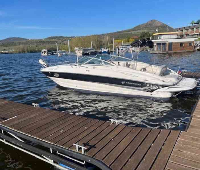 Motorový člun - foto 7