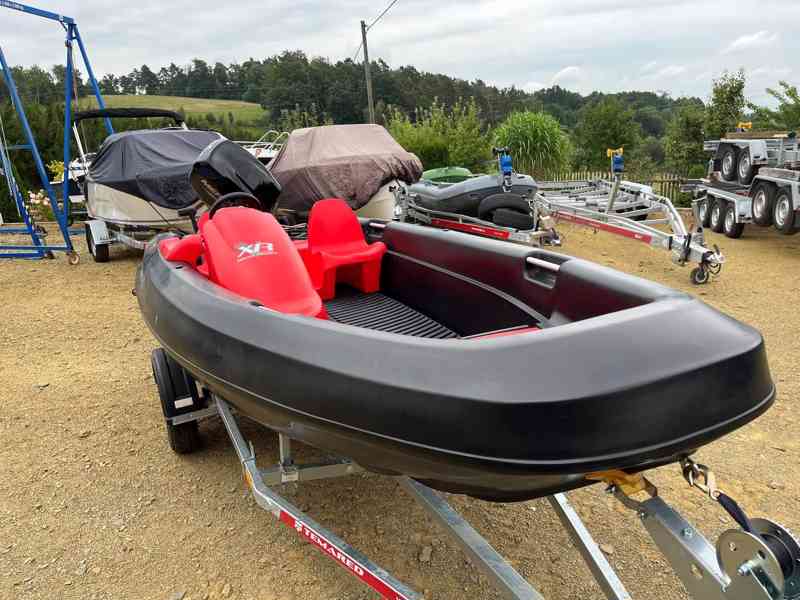 Nový motorový člun River Boats 420 XR - foto 5