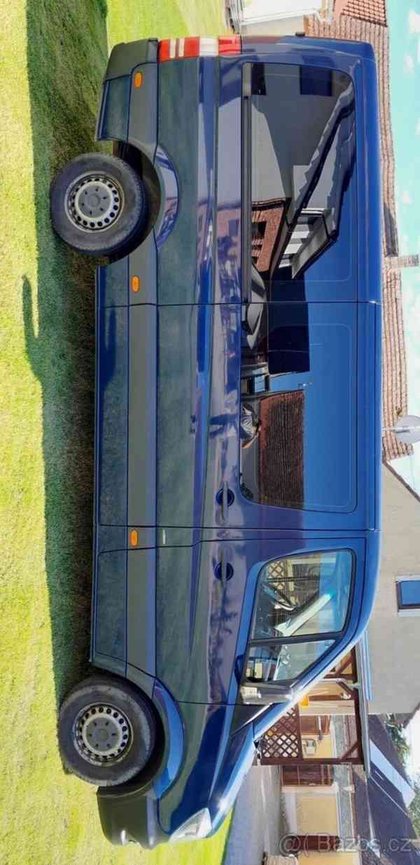 Mercedes-Benz Sprinter 2,2   L2H1 316-8 míst - foto 11