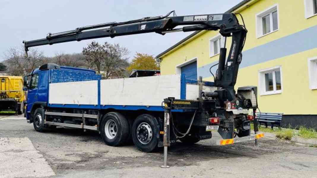 6.6m valník Volvo 6x2 spaní + HIAB 144 - foto 3