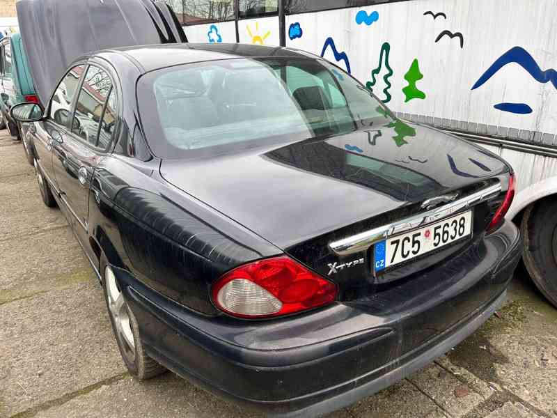 Jaguar X-type  - foto 8