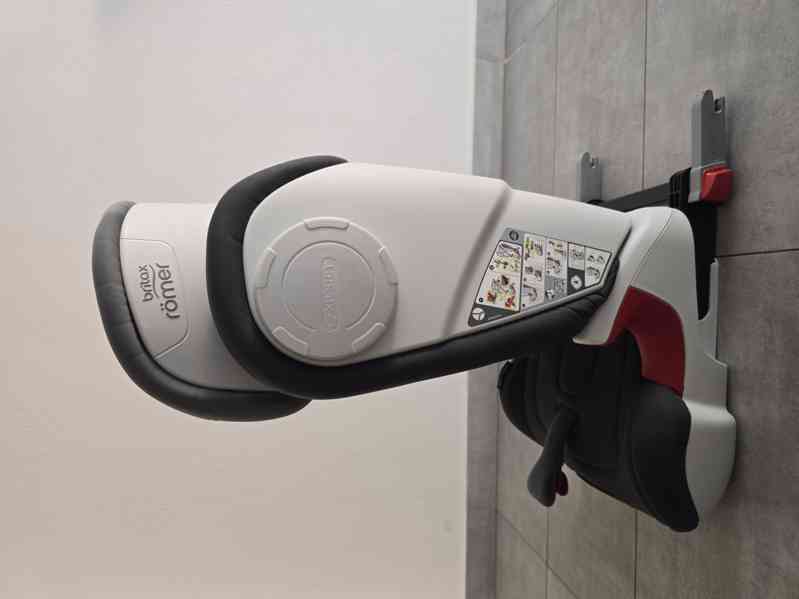 Autosedačka Britax Römer KIDFIX II XP SICT - foto 3