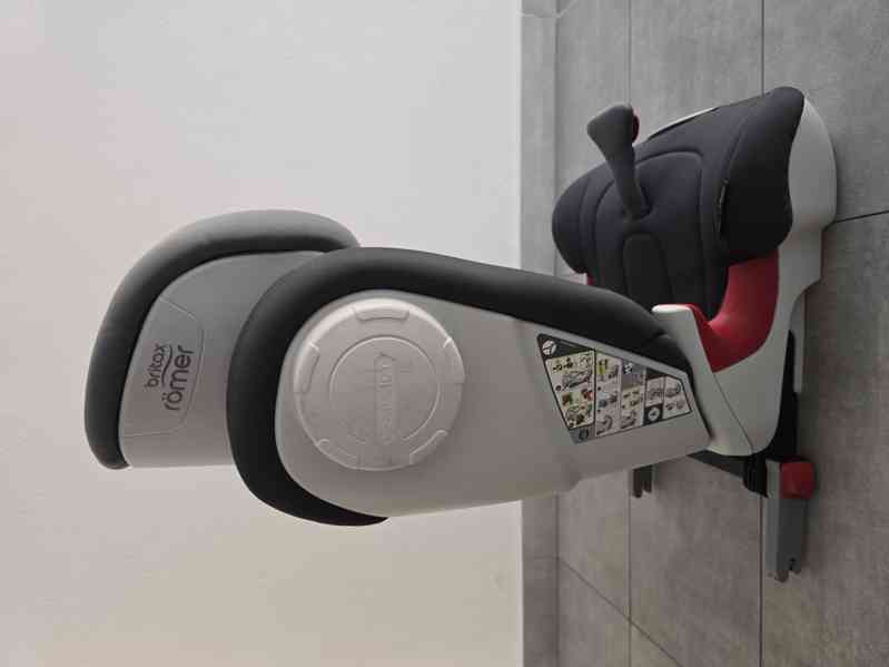 Autosedačka Britax Römer KIDFIX II XP SICT - foto 2