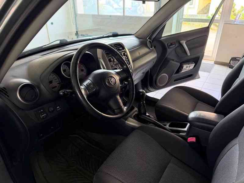 Toyota RAV 4 2.0i 4x4 Sol benzín 110kw - foto 14