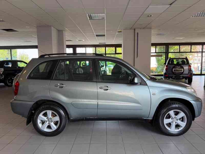 Toyota RAV 4 2.0i 4x4 Sol benzín 110kw - foto 11