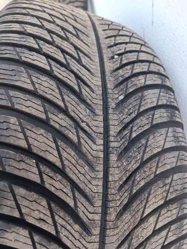 Pneumatiky 235/50 R19 Audi A8 - zimní - foto 4