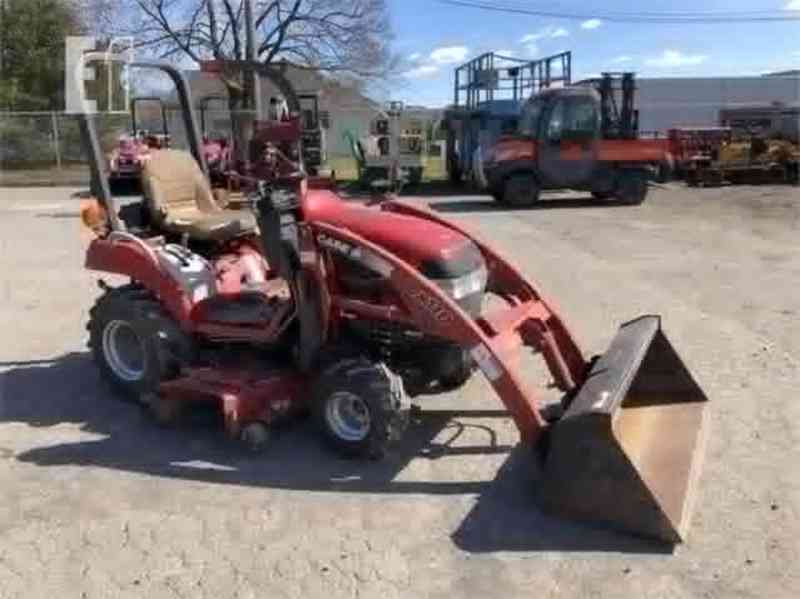 Traktor CASE IH DX25E - foto 6