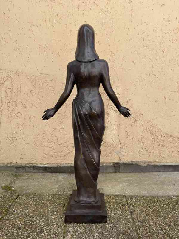 Bronzová socha Egypťanka ve stylu Art Deco - foto 5