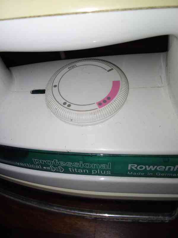 Retro napařovací žehlička ROWENTA DE-82.1 C - foto 5