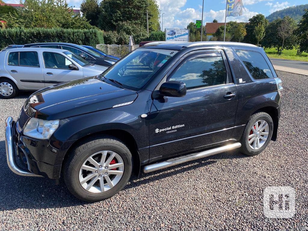 Suzuki Grand Vitara 1.6i Black and White benzín 78kw - foto 1