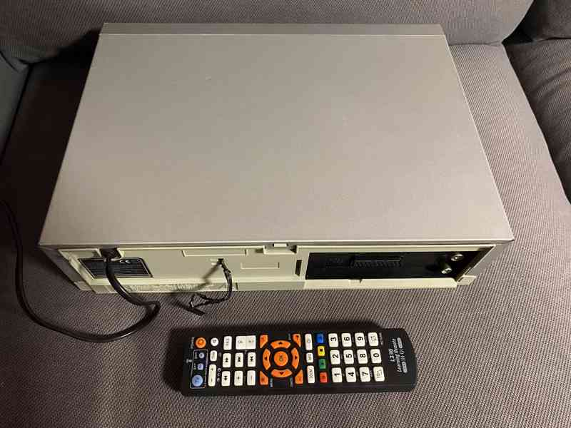 VHS videorekordér LG, plně funkční s DO - foto 5